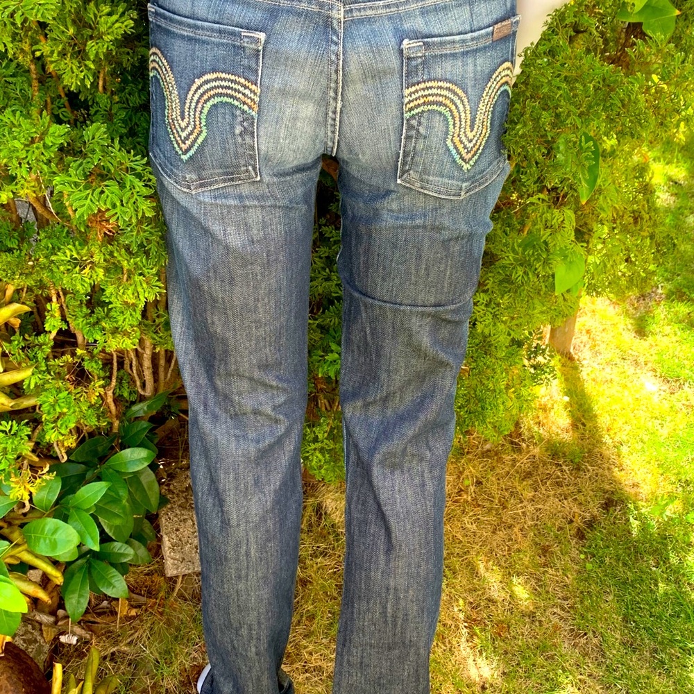 Emma denim jeans with cute pocket detail